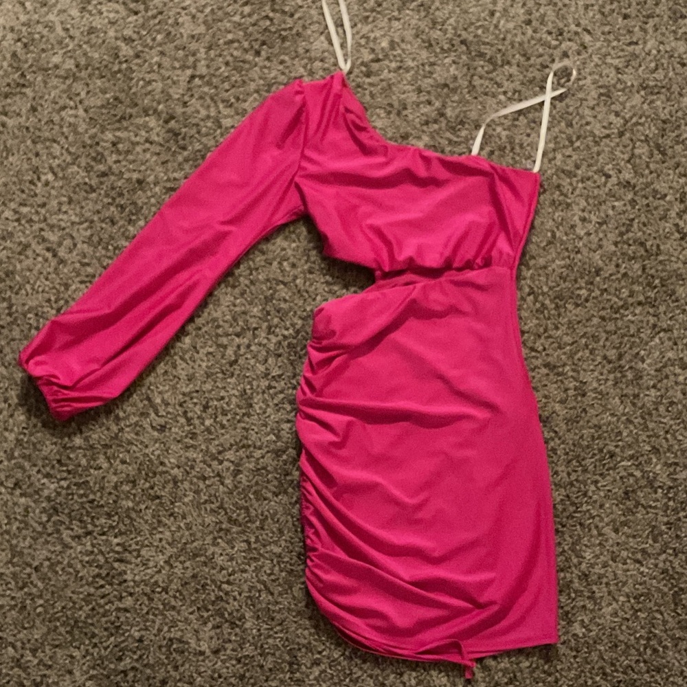 Elegant One-Shoulder Pink Dress